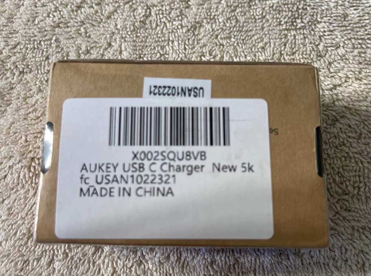 AUKEY SWIFT Duo 20W USB-C PD CHARGER IPHONE FAST CHARGER PA-R1S WHITE
